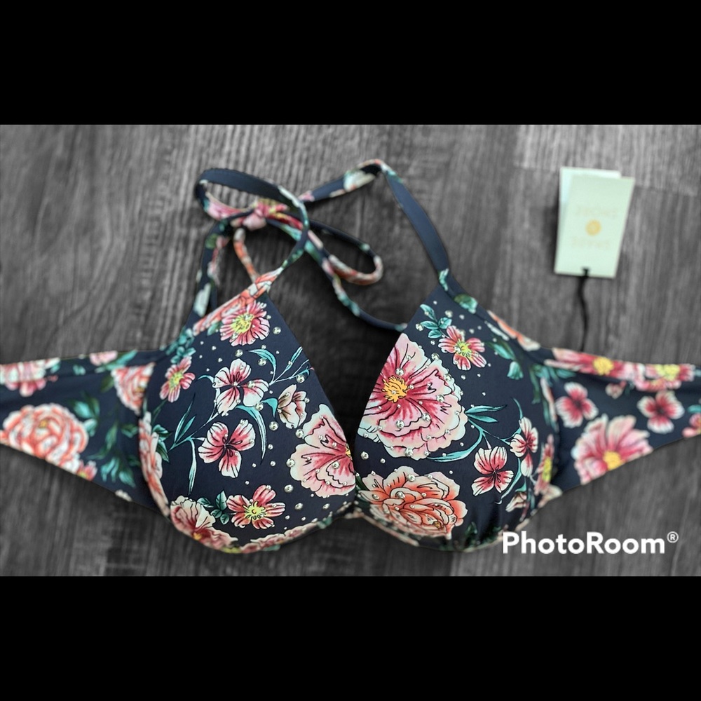 NWT SHADE & SHORE Ample Purple Floral BIKINI Swim TOP